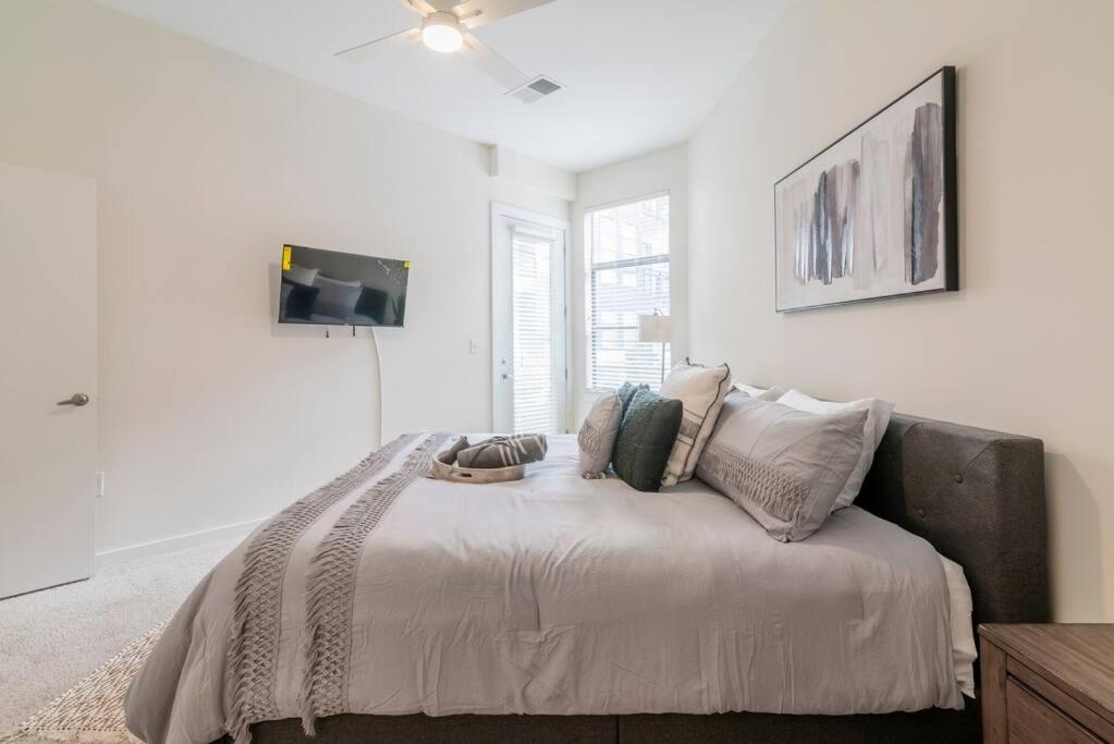 Charming Cozy Apartment With Wi-Fi & Free Parking シャーロット エクステリア 写真